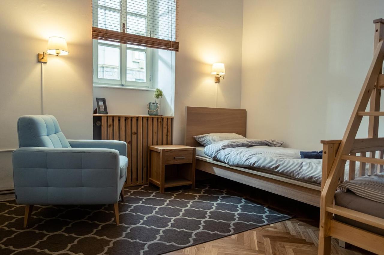 Cactus Apartment Free Parking For A Standard Car Ljubljana Room photo